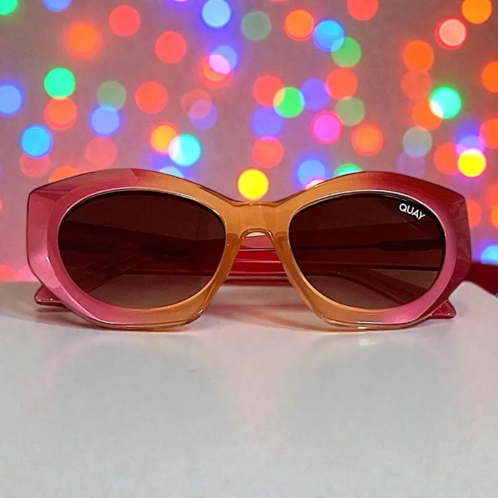 Quay Real Me Sunglasses Geometric Pink Ombre Frame Brown Lens NWT And Case
